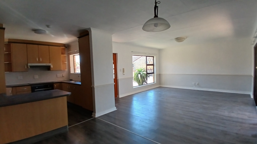 To Let 3 Bedroom Property for Rent in Summerstrand Eastern Cape